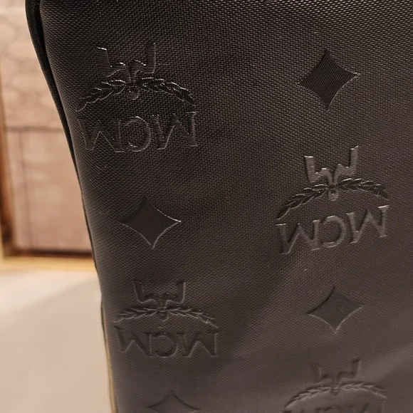 MCM Gold & Black Pvc Leather Clutch/Geometric Laptop Pouch - Picture 9 of 15